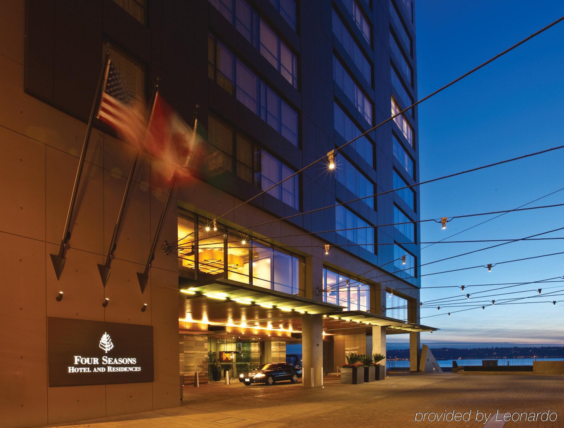 Four Seasons Hotel Seattle Exterior photo