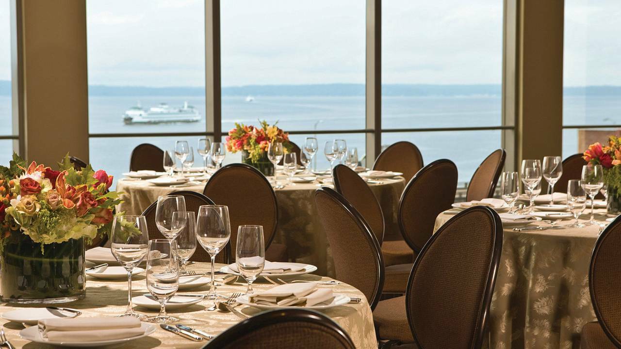 Four Seasons Hotel Seattle Exterior photo