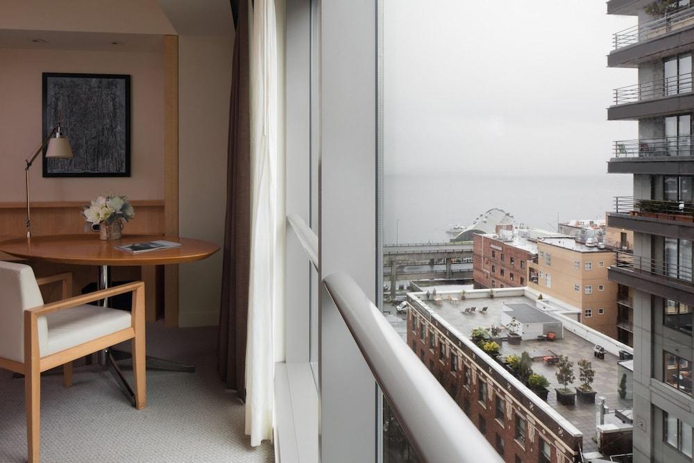 Four Seasons Hotel Seattle Exterior photo